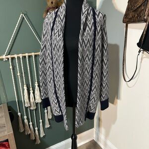 Banana Republic Black and Cream Knit Cardigan Size Small